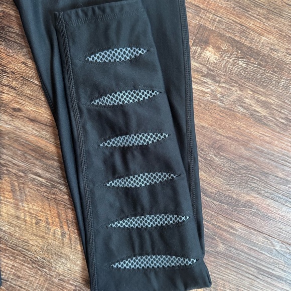 Under Armour Leggings Fitted Cold Gear Size Small - Picture 3 of 7